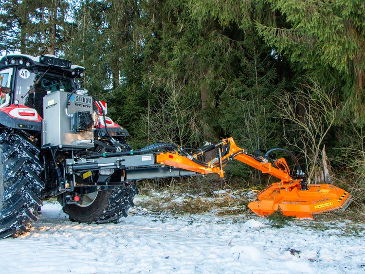 Steyr Absolut mit einem Trejon Optimal M1650 Storm Kettenmulcher