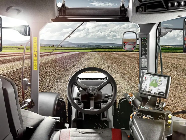 Steyr Profi CVT Innenraum