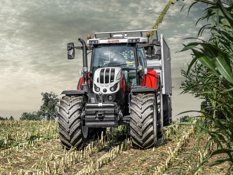 Steyr Impuls CVT Feldarbeit